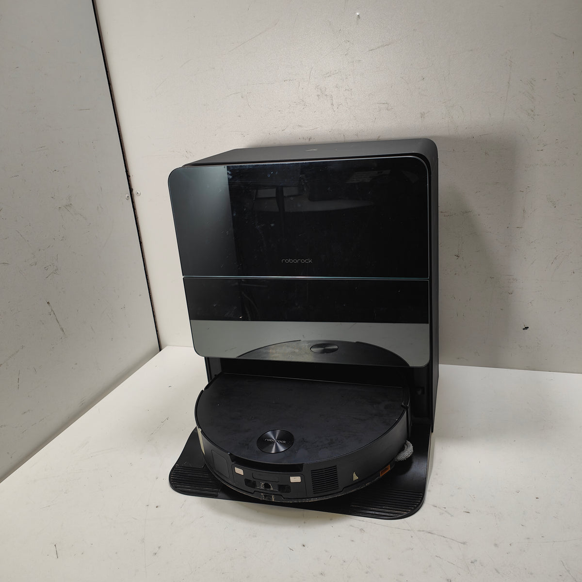 Roborock Saros 10 Black