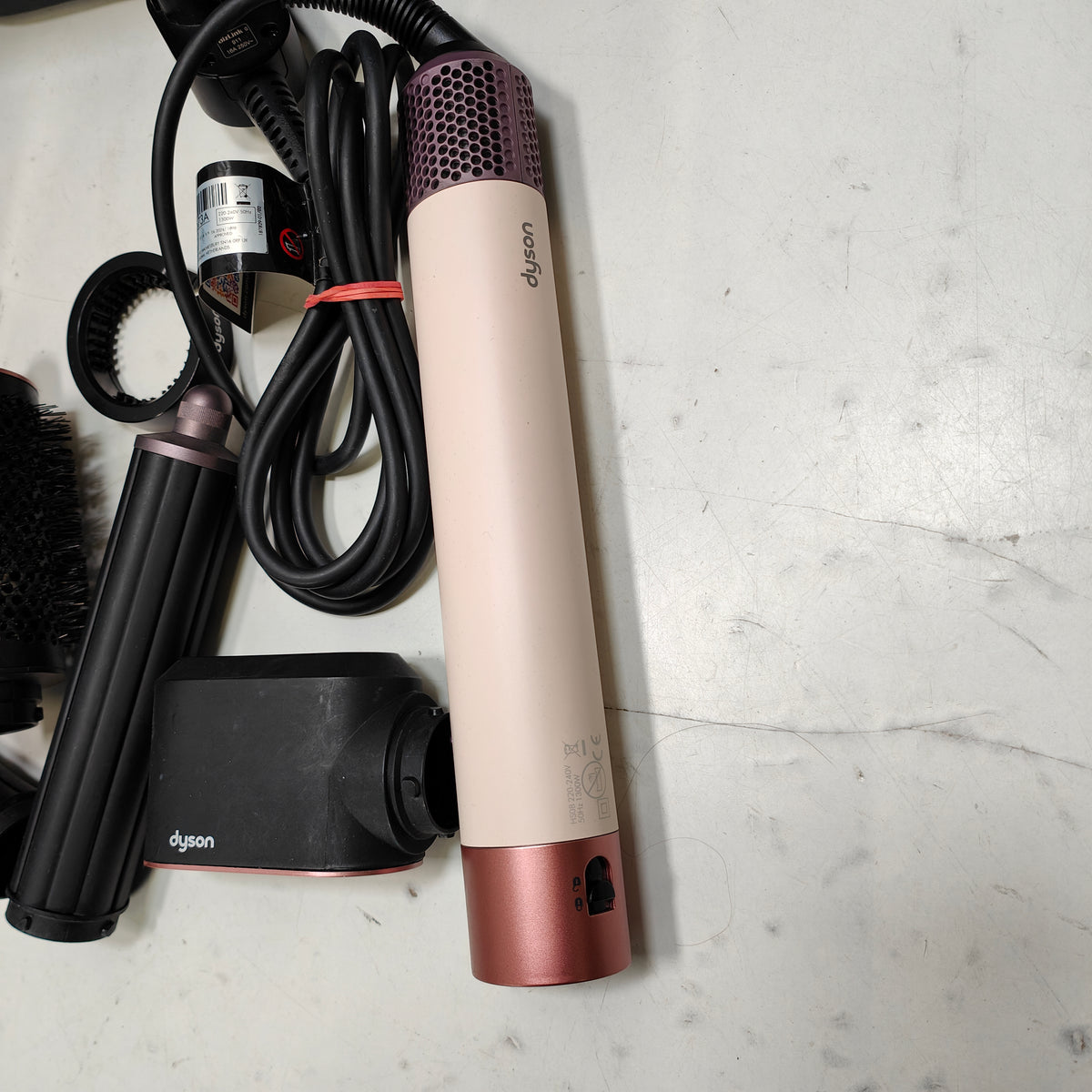 Dyson Airwrap Straight+Wavy Ceramic Pink