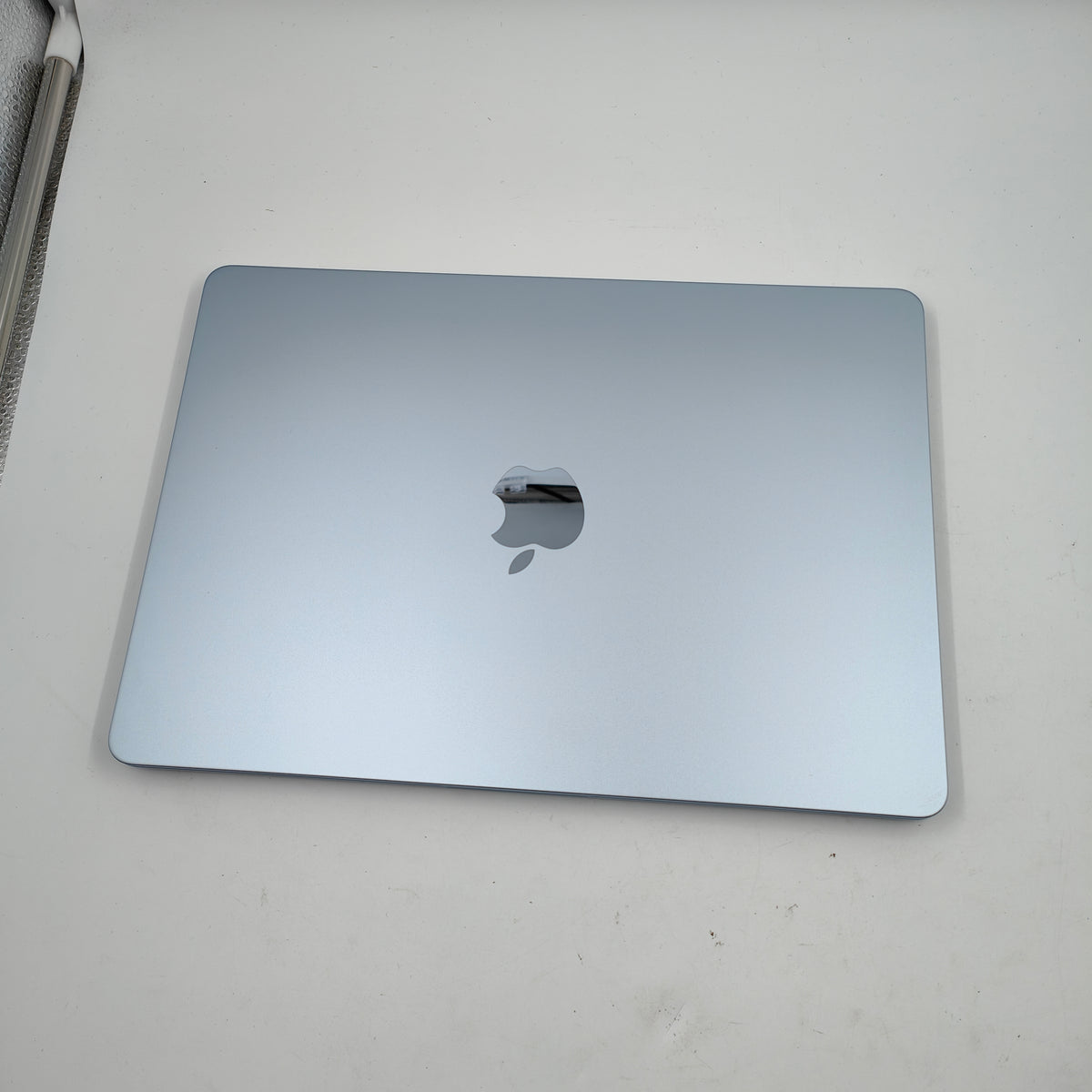 Apple MacBook Air 13 Zoll (2025) M4 (10 CPU/8 GPU) 16GB/256GB Himmelblau QWERTY