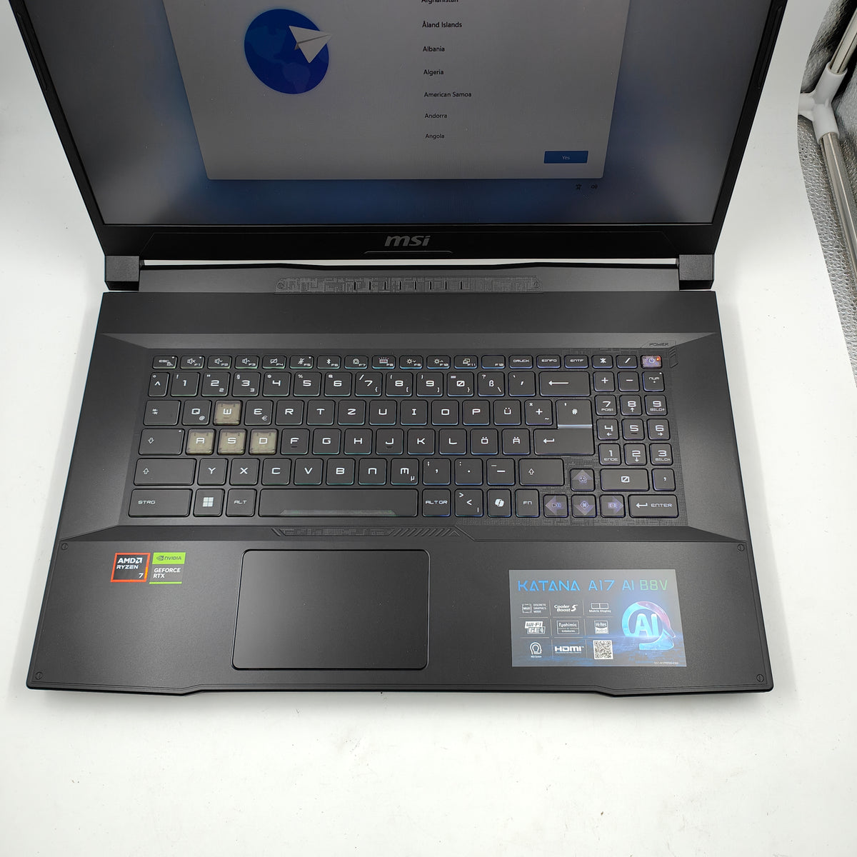 MSI Katana A17 AI B8VF-866 QWERTZ