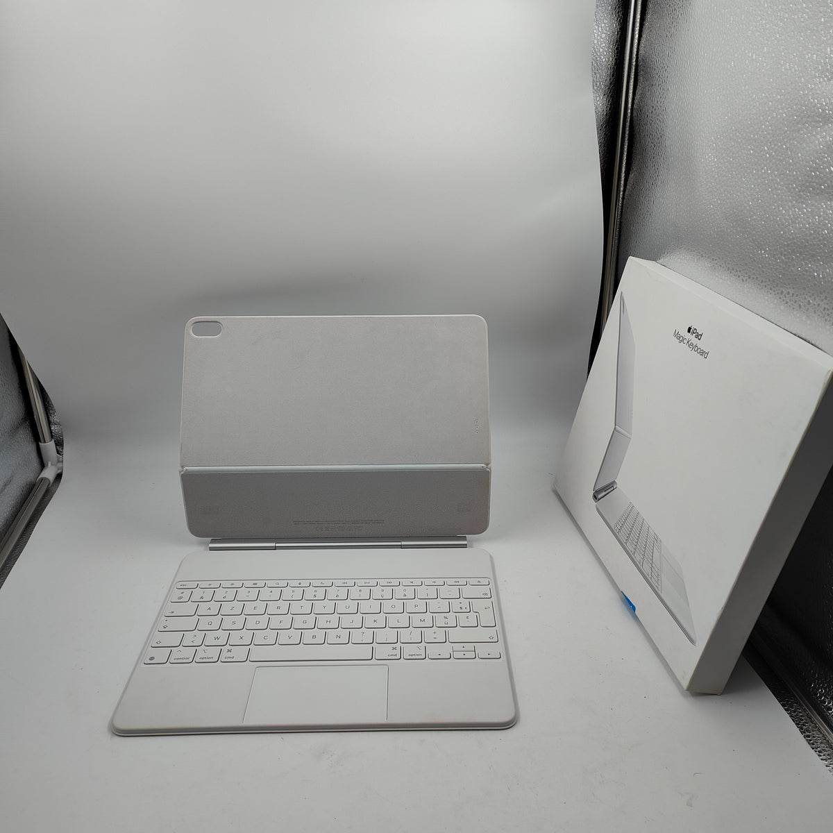 Apple Magic Keyboard iPad Air 13 inch (2026/2025/2024) AZERTY Wit