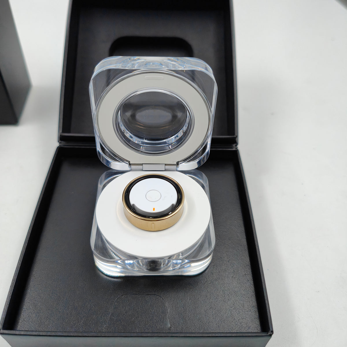 Samsung Galaxy Ring Gold 10