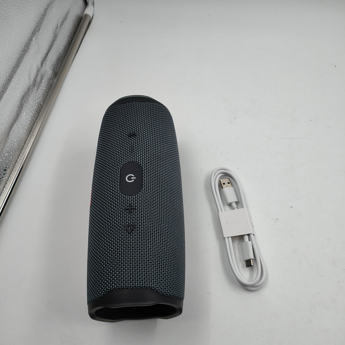 JBL Charge Essential 2 Grau