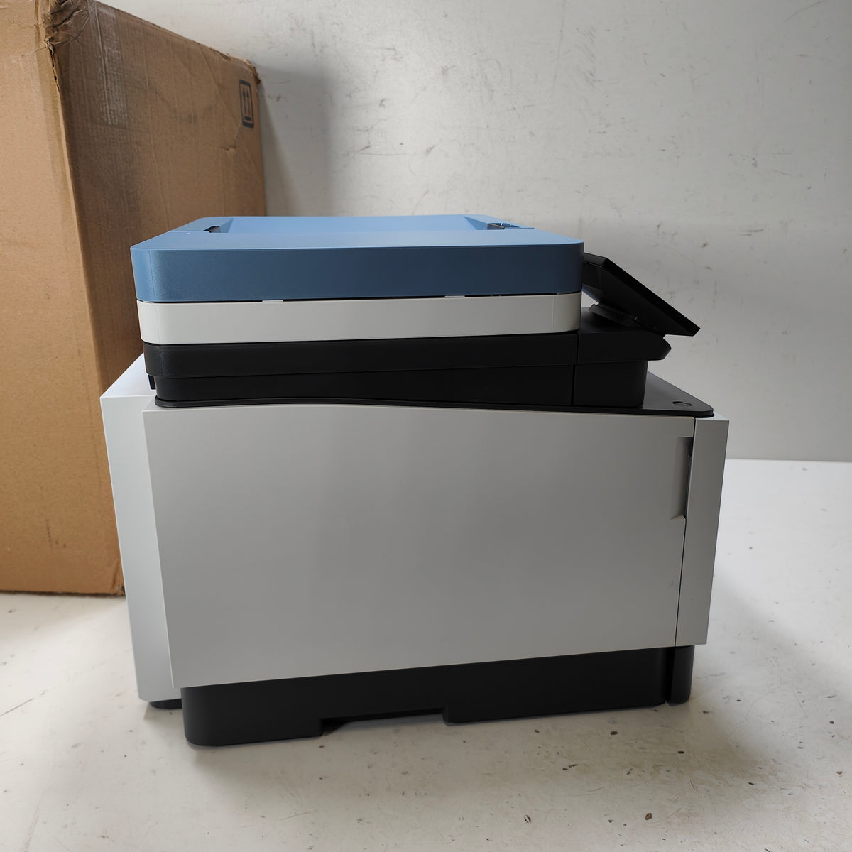 HP Color LaserJet 3302fdw