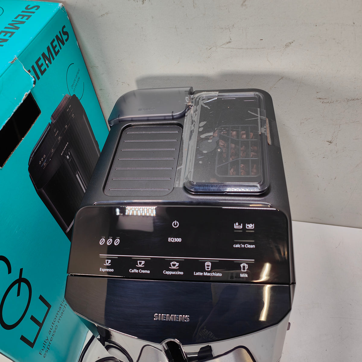 Siemens EQ300 TF301E09 Piano Black