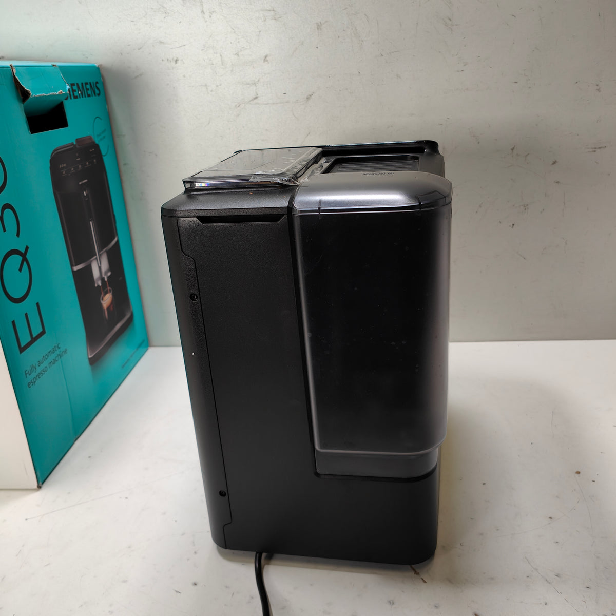 Siemens EQ300 TF301E09 Piano Black