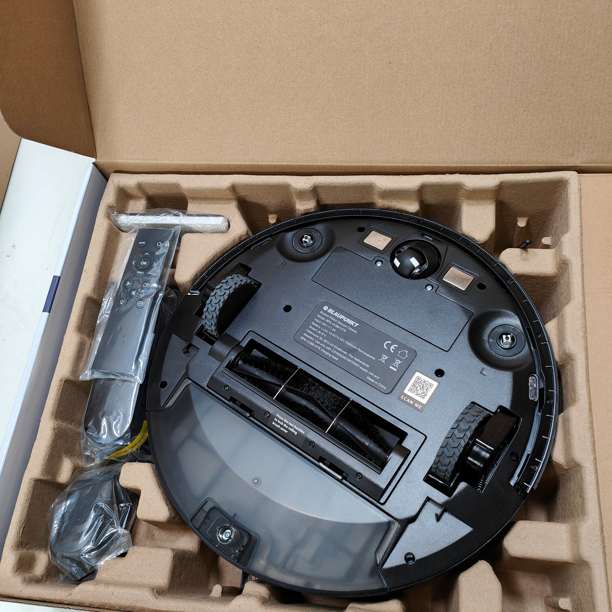 Blaupunkt Bluebot Xtreme