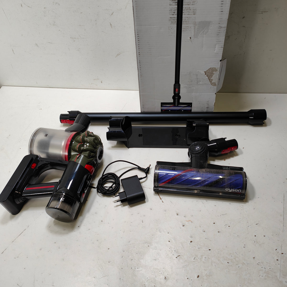 Dyson V8 Cyclone