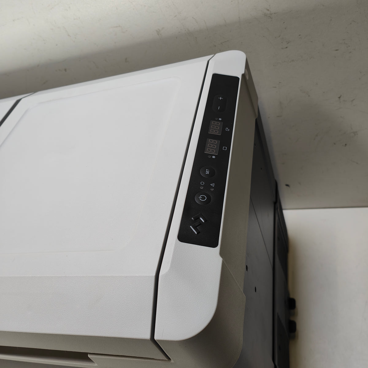 Dometic CFF-70DZ