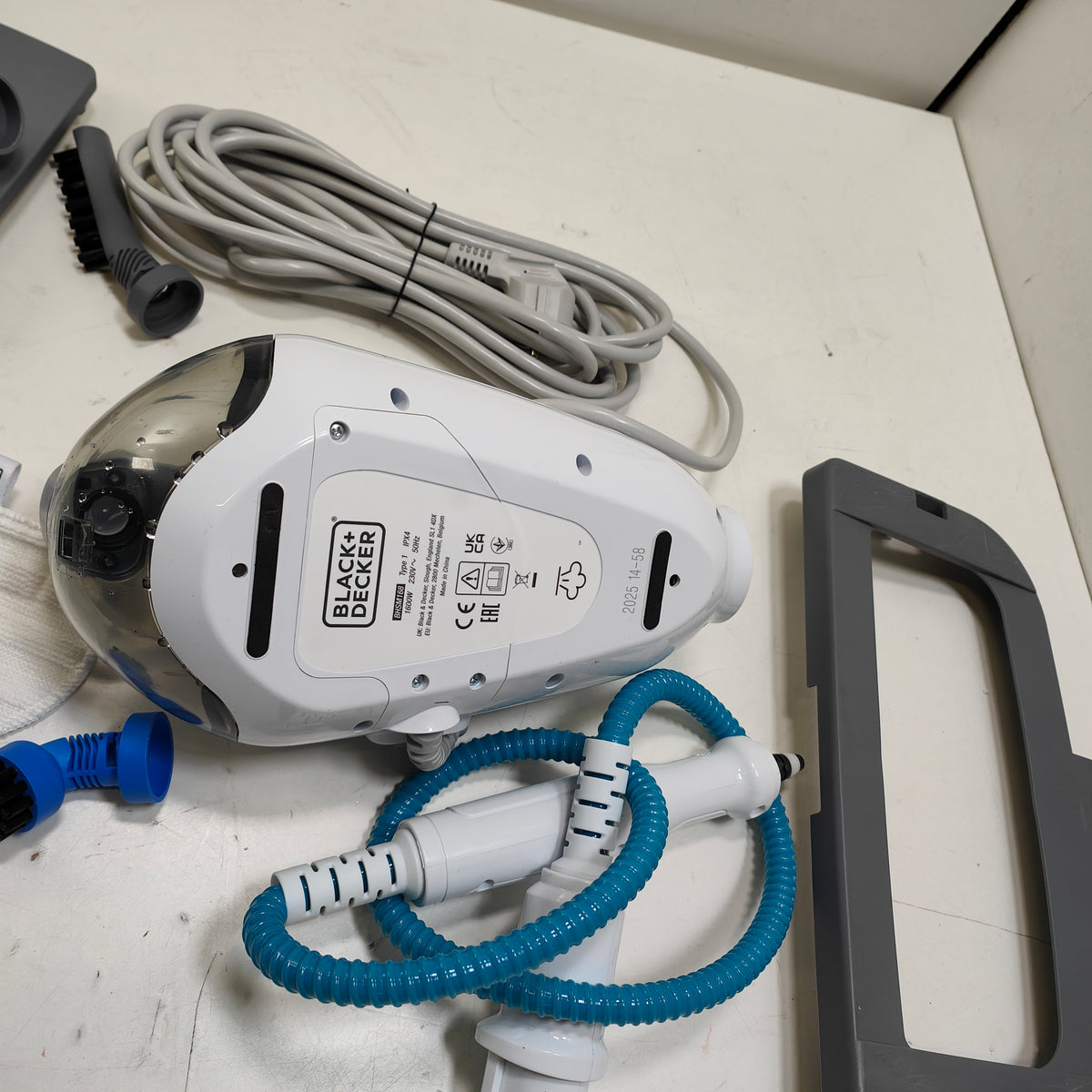 BLACK+DECKER 8-in-1-Dampfmopp