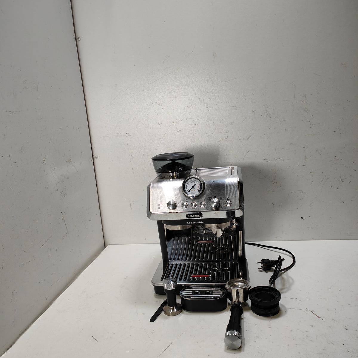 DeLonghi  La Specialista Arte EC9155.MB