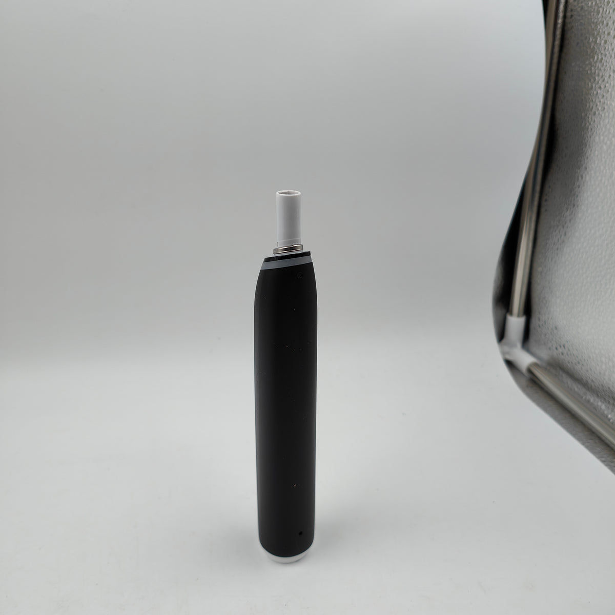 Oral-B iO 6N Black + extra iO Gentle Care replacement brush head