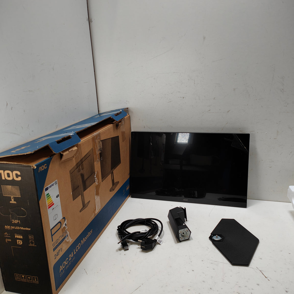 AOC 24G4XE