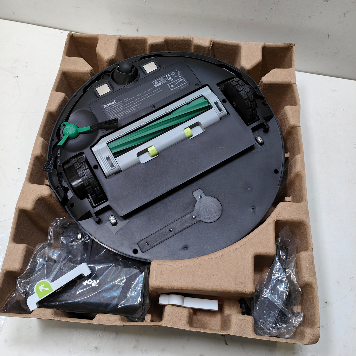 iRobot Roomba 205 Dustcompactor Combo Roboter - schwarz