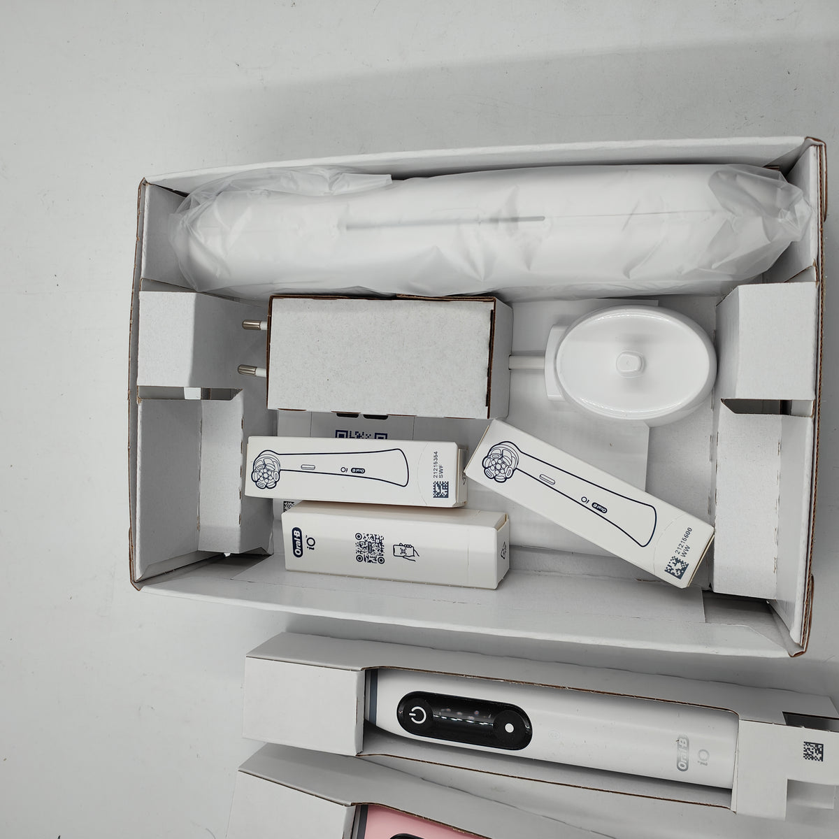 Oral-B iO Series 6N Duo Pack Wit + Roze