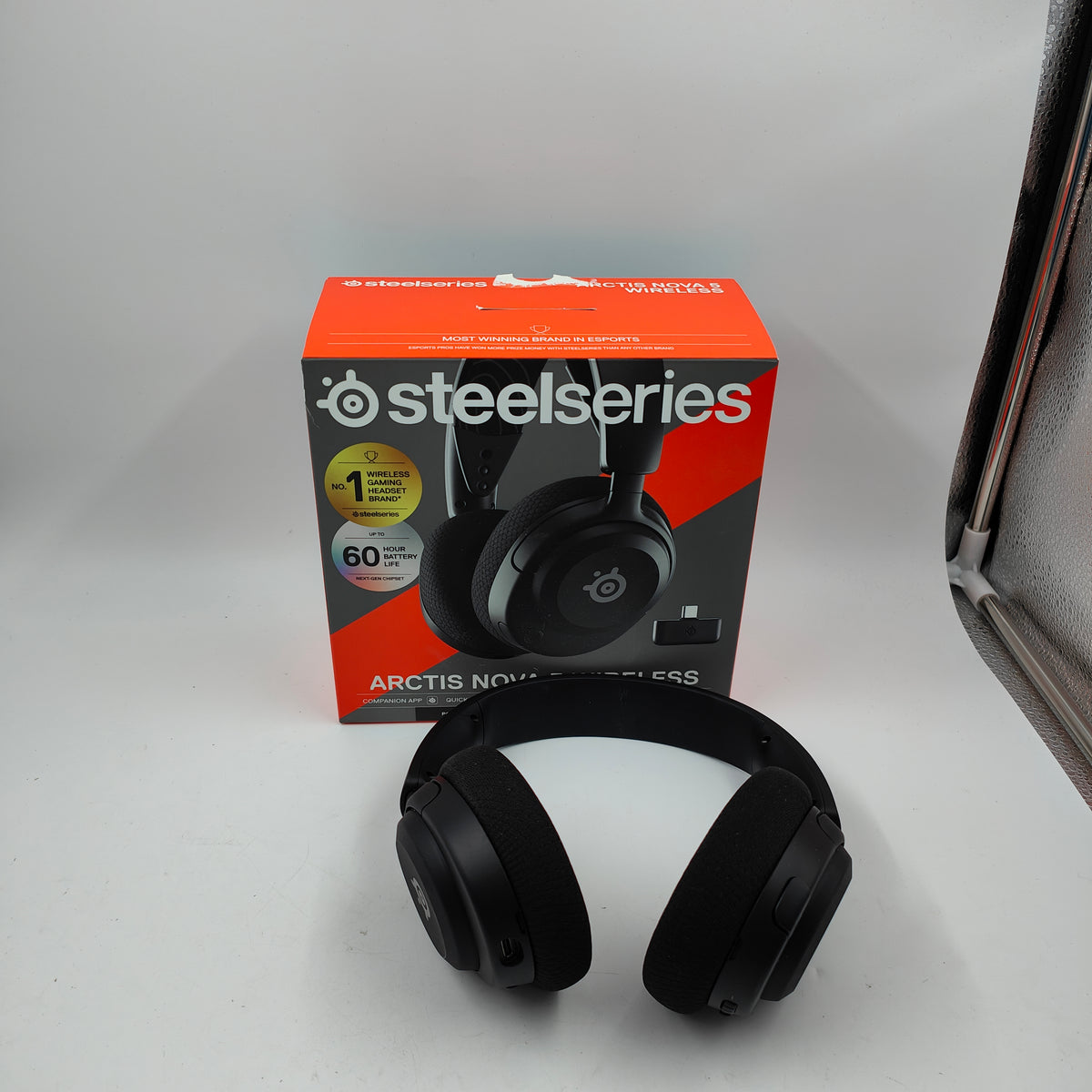 SteelSeries Arctis Nova 5