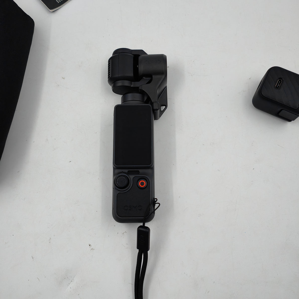DJI Osmo Pocket 4