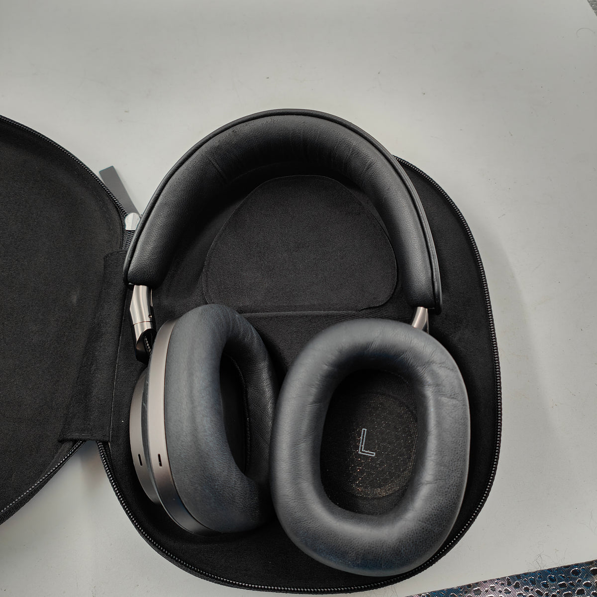 Bowers & Wilkins Px8 Schwarz