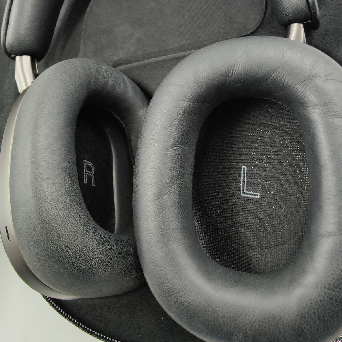 Bowers & Wilkins Px8 Schwarz