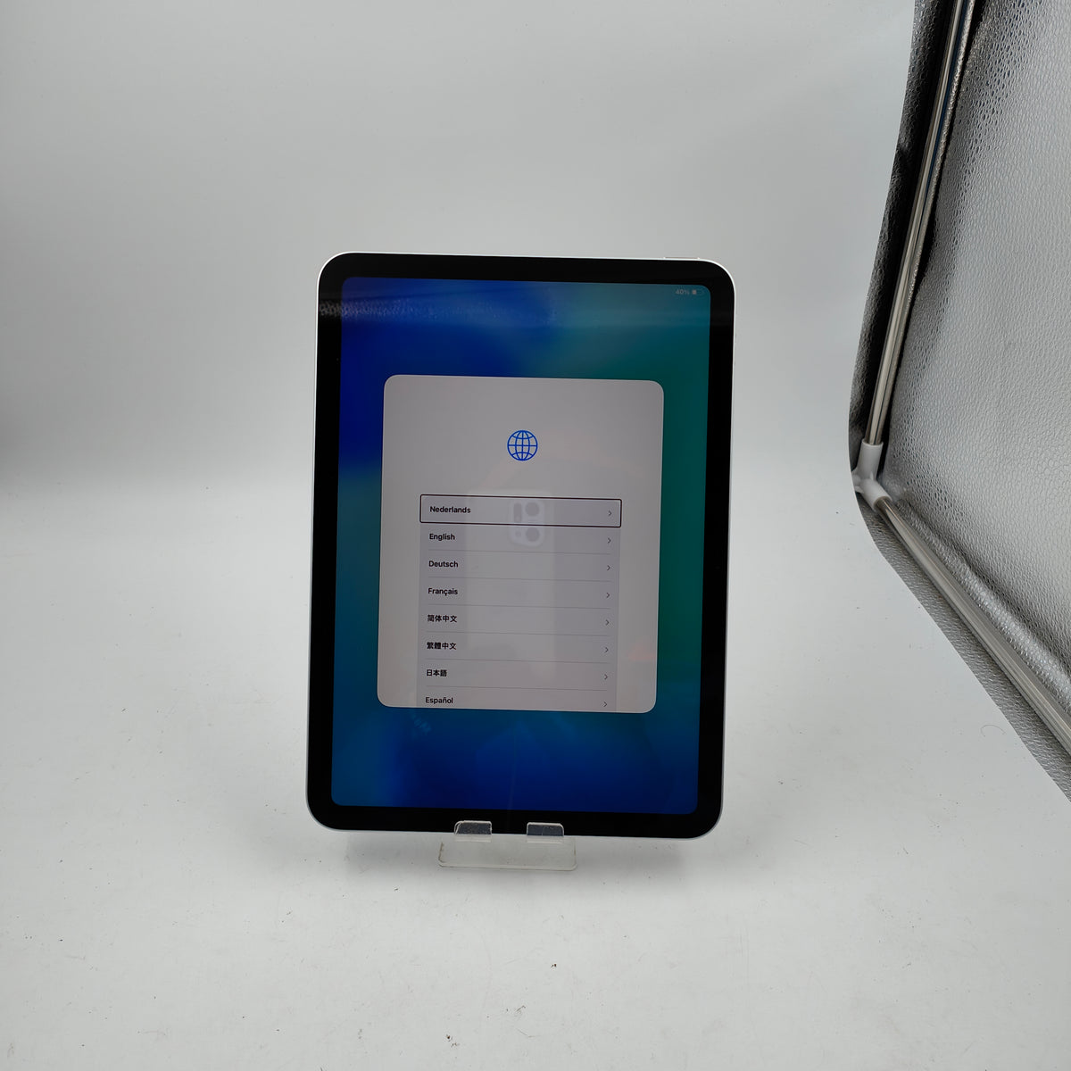 Generalüberholtes iPad (2025) 128GB Silber WLAN