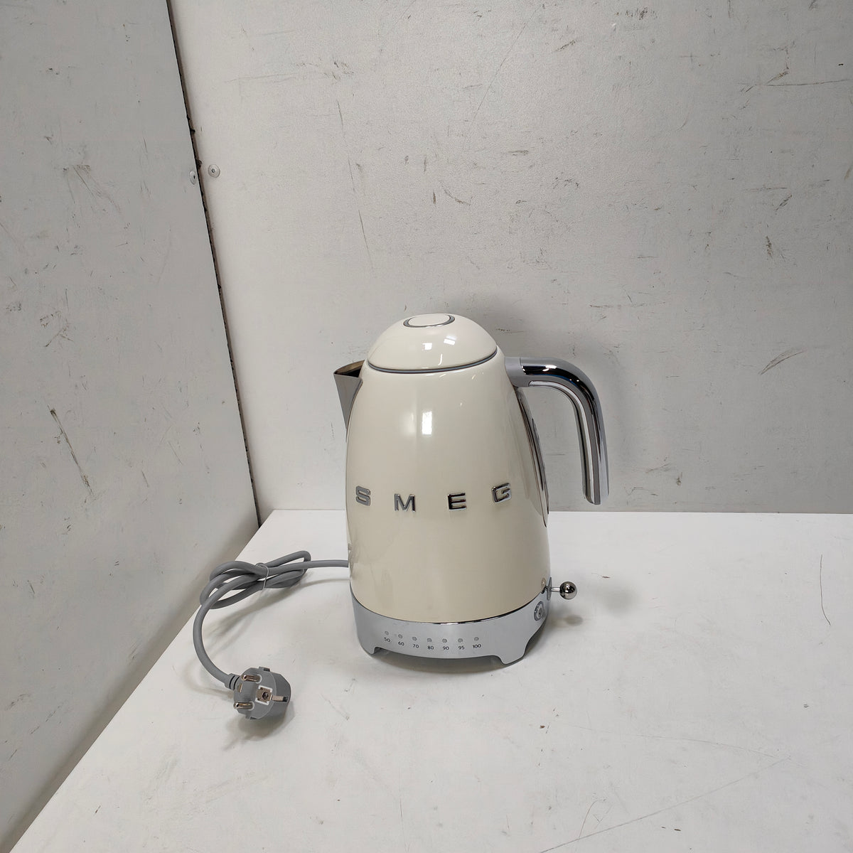 SMEG KLF04CREU Creme