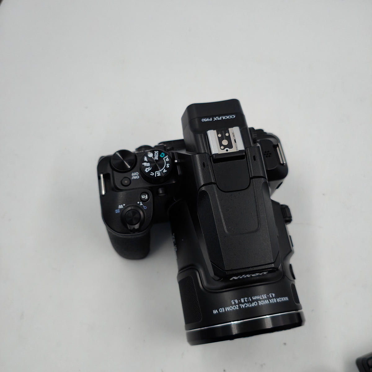 Nikon Coolpix P950