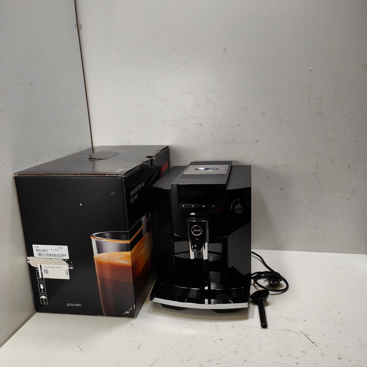 Jura E4 Piano Black (EA)