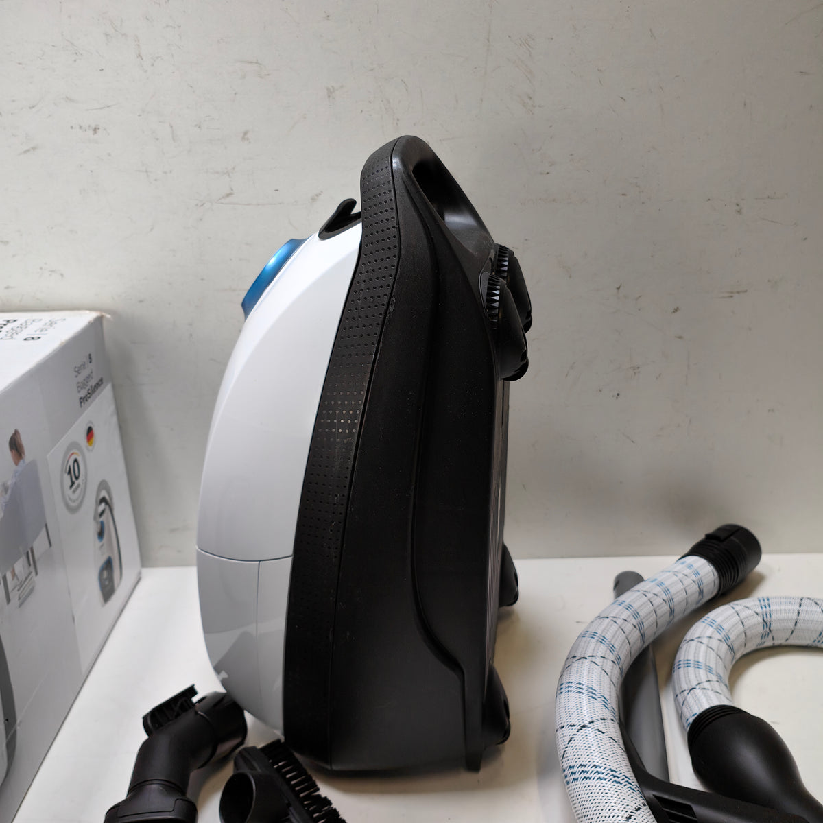 Bosch Serie 8 In'genius ProSilence BGL8SIL5