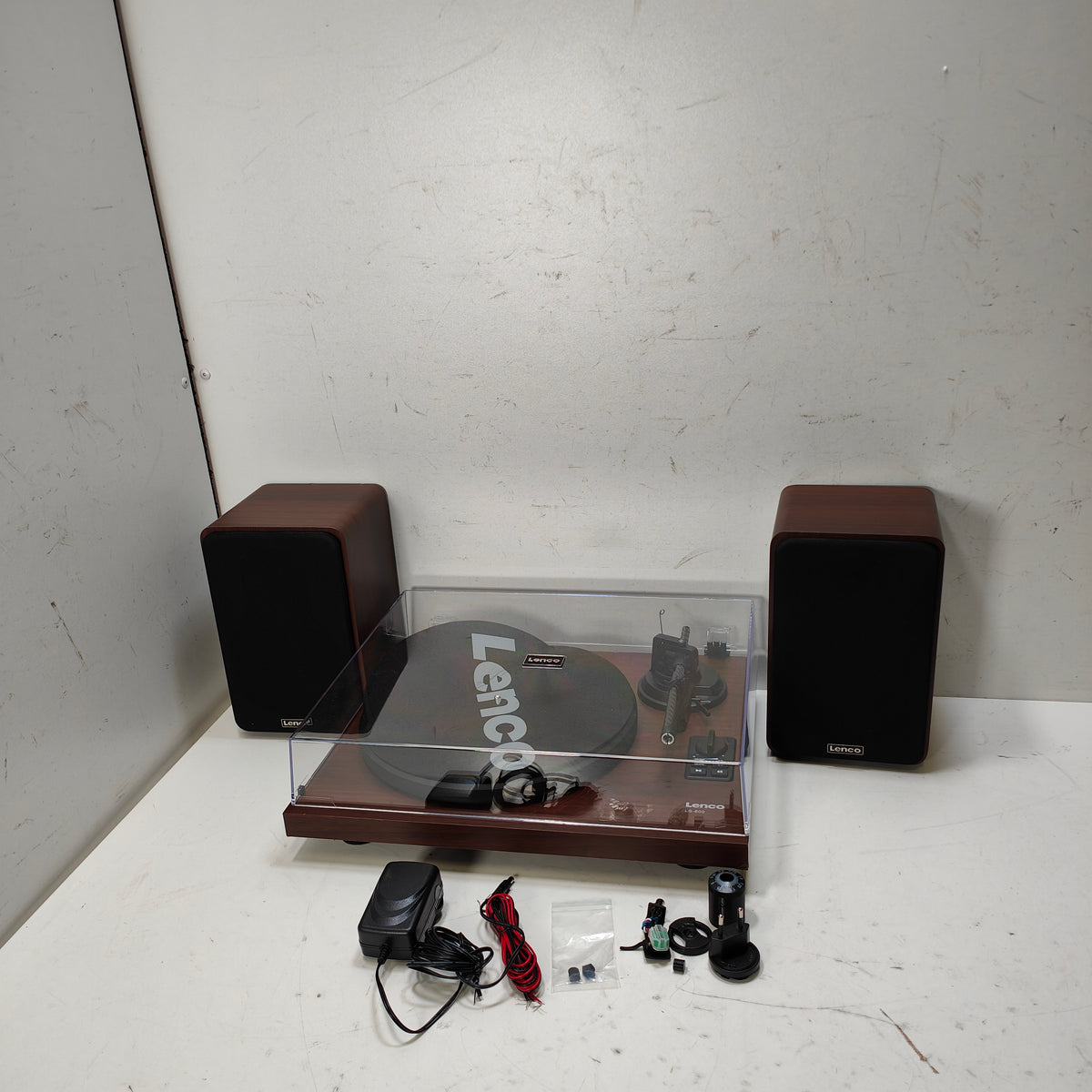 Lenco LS-600WA