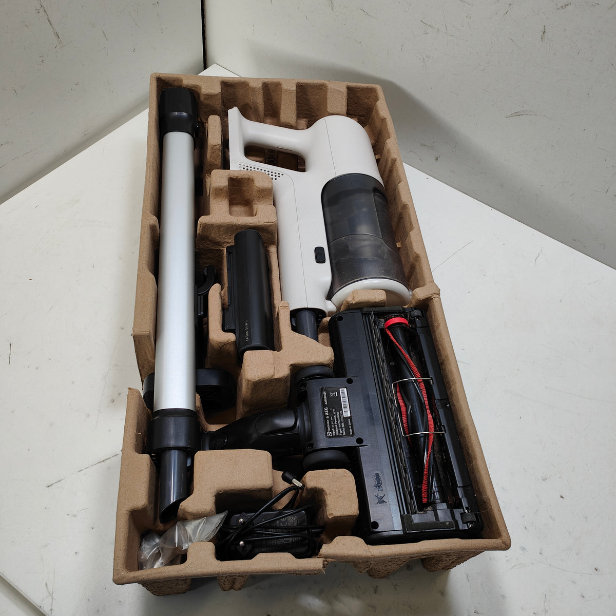 AEG AP61CB21SH CLEAN 6000