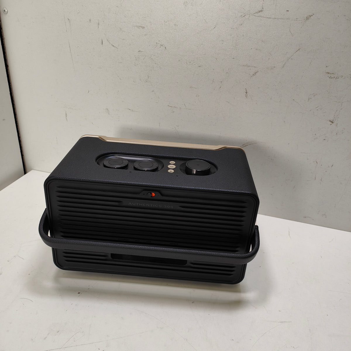 JBL Authentics 300 Black