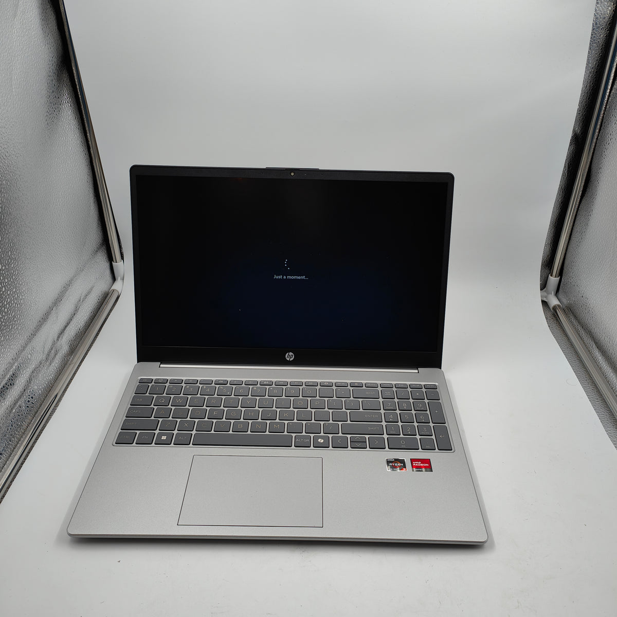 HP Laptop 15-fc0930nd QWERTY