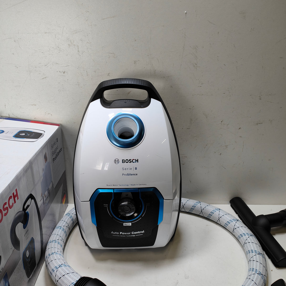 Bosch Serie 8 In'genius ProSilence BGL8SIL5
