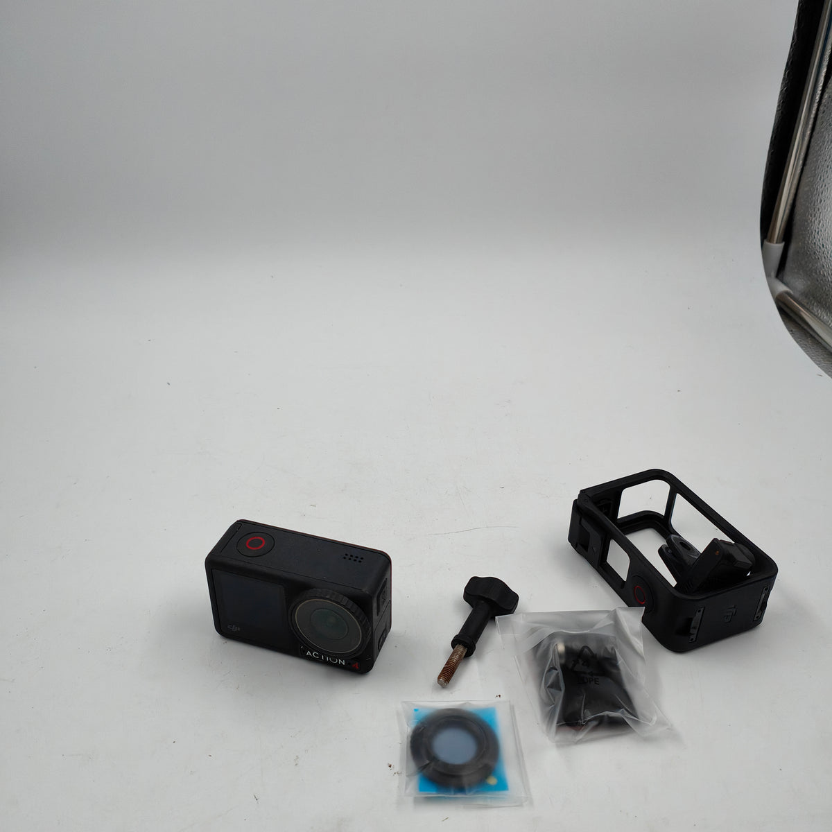 DJI Osmo Action 4 Standard Combo