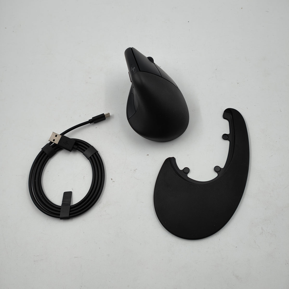 HP 920 Ergonomic Wireless Mouse