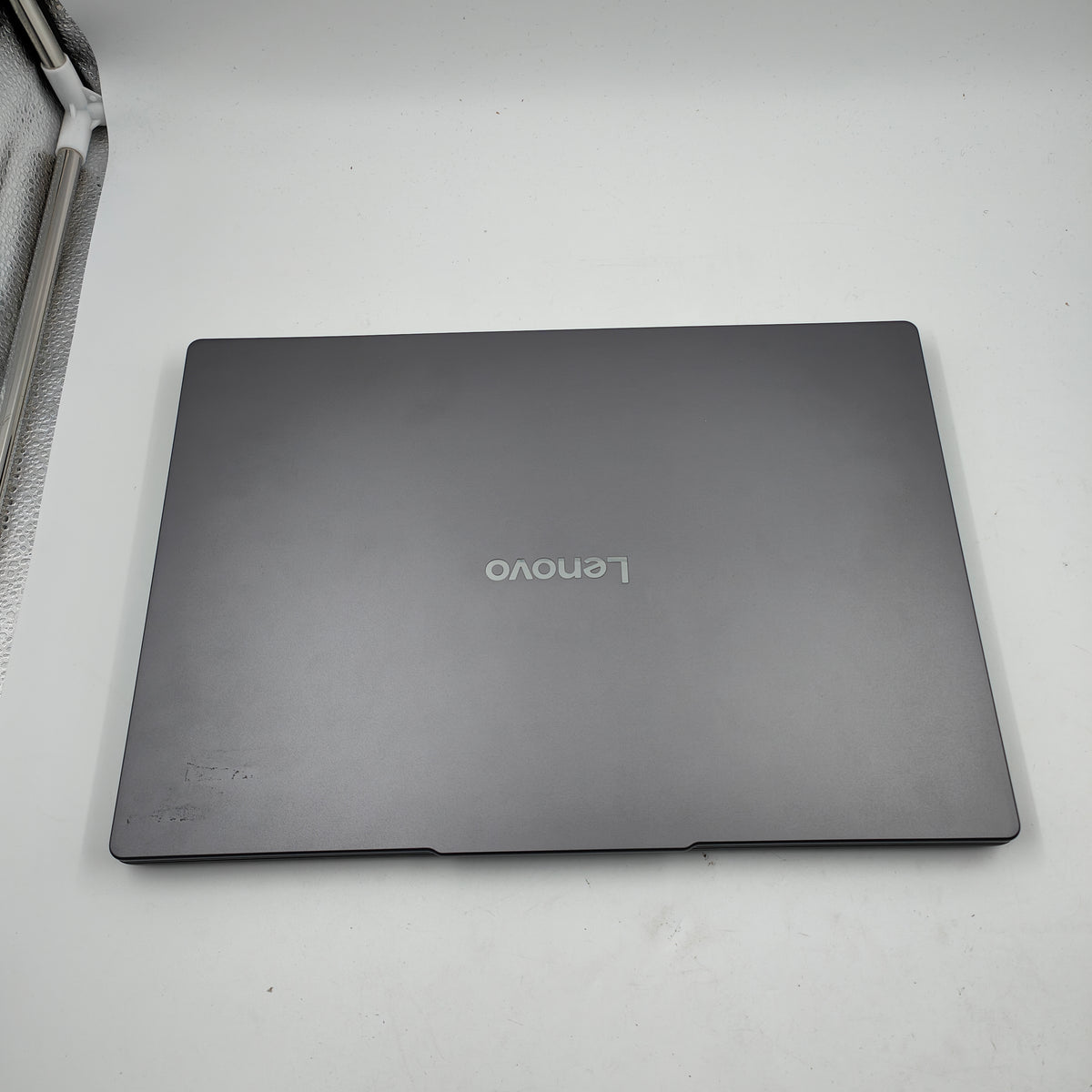 Lenovo IdeaPad Slim 3 15IRH10 83K100HBMH