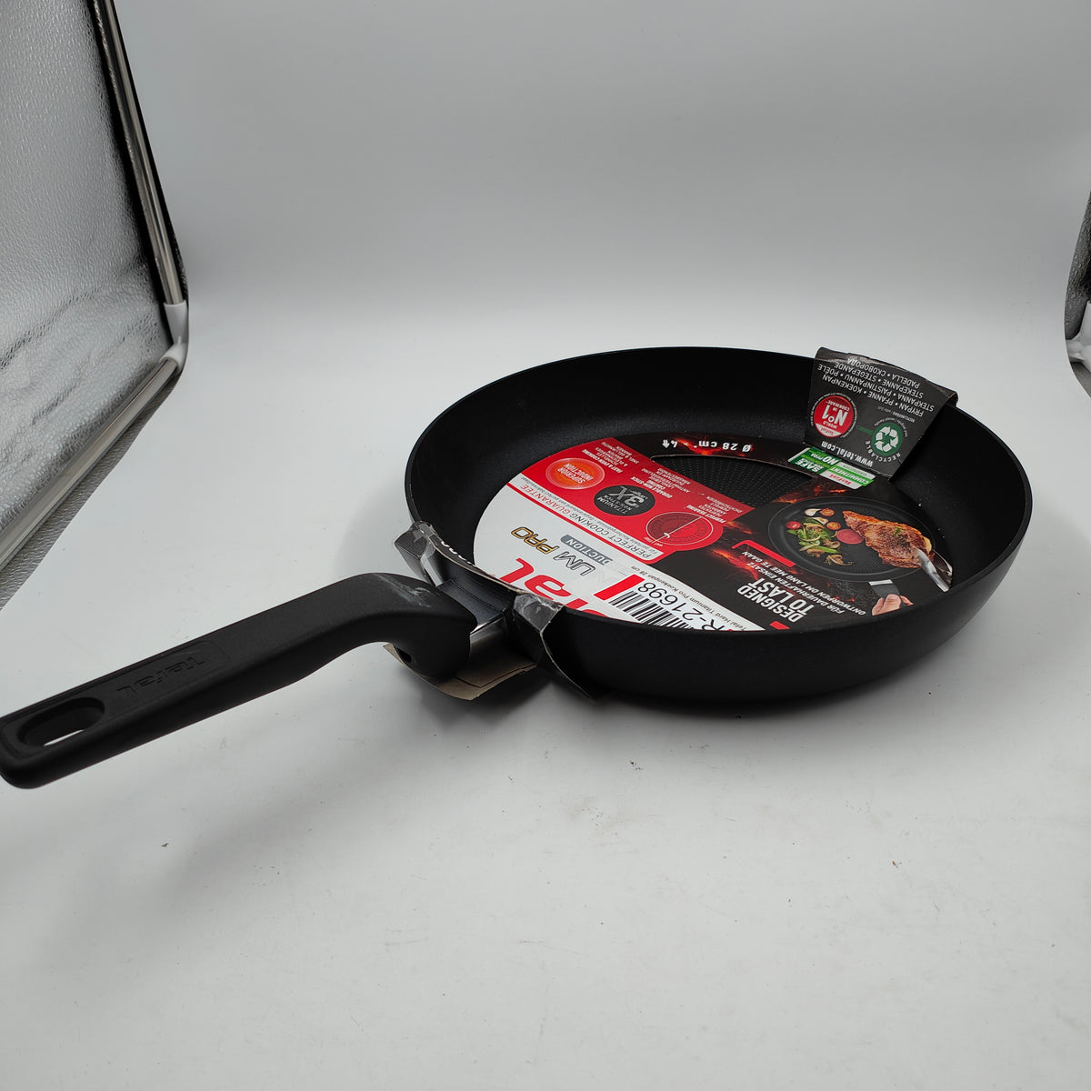 Tefal Hard Titanium Pro Frying Pan 28 cm