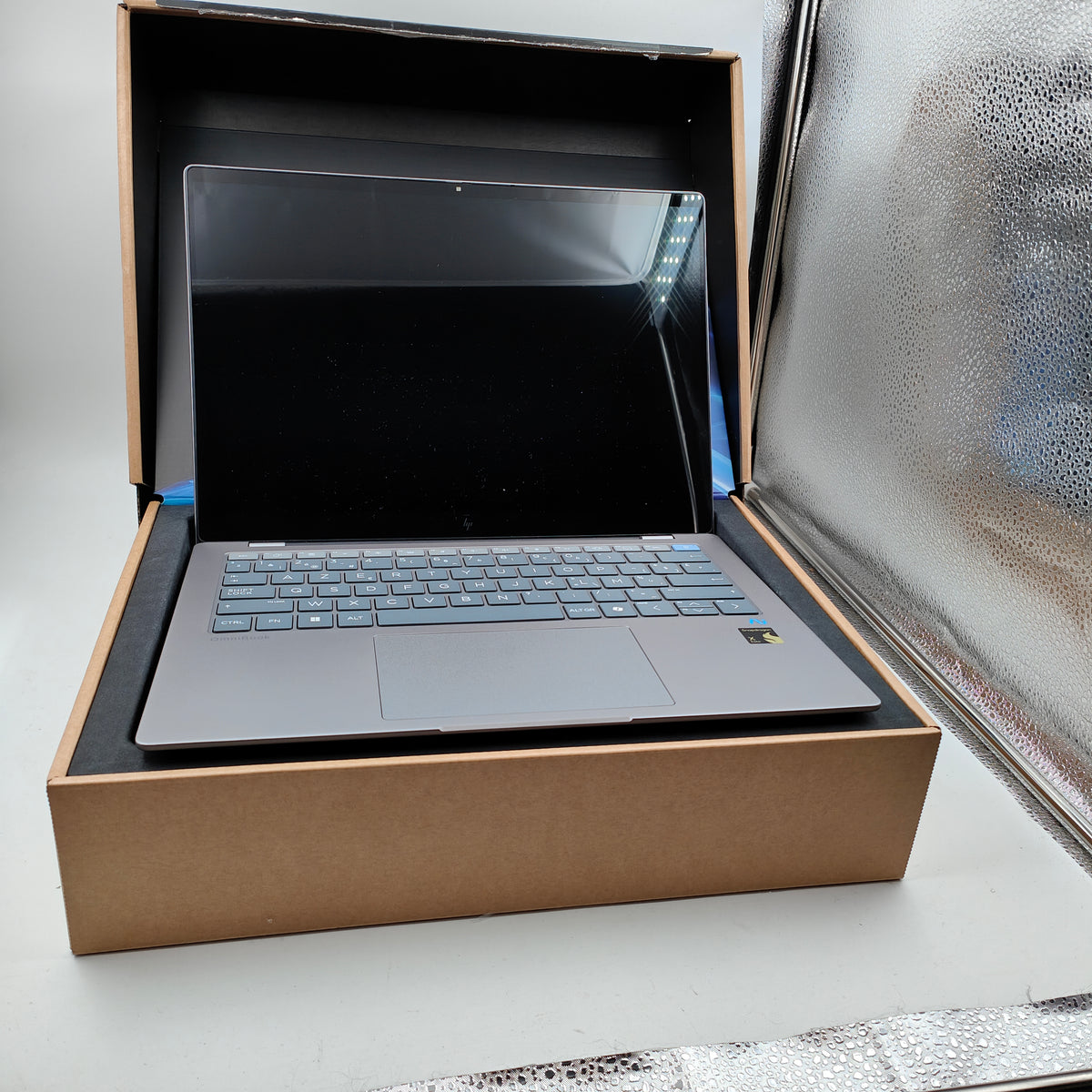 HP OmniBook X 14-fe0100nb PC IA AZERTY