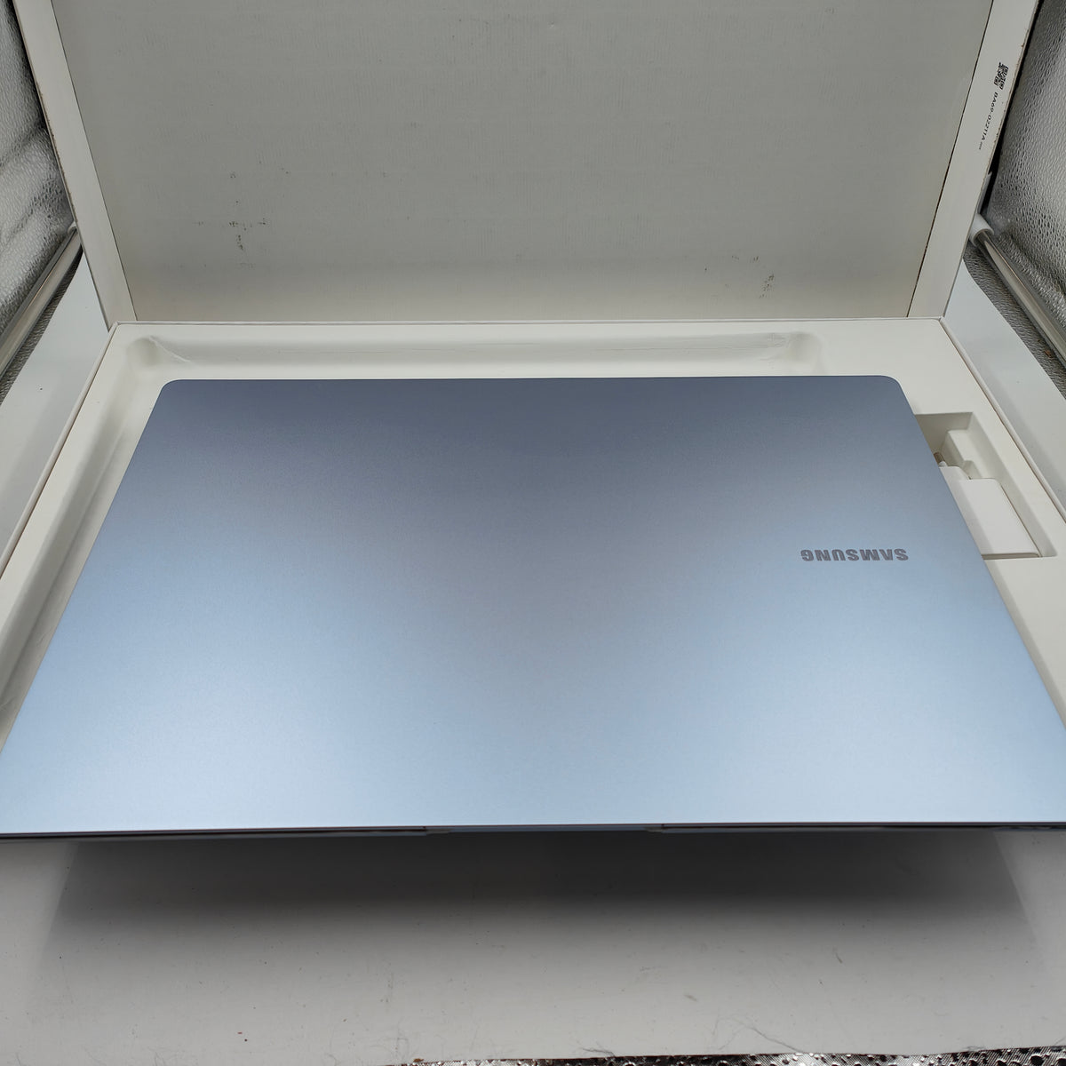 Samsung Galaxy Book4 Edge NP960XMA-KB1BE AZERTY