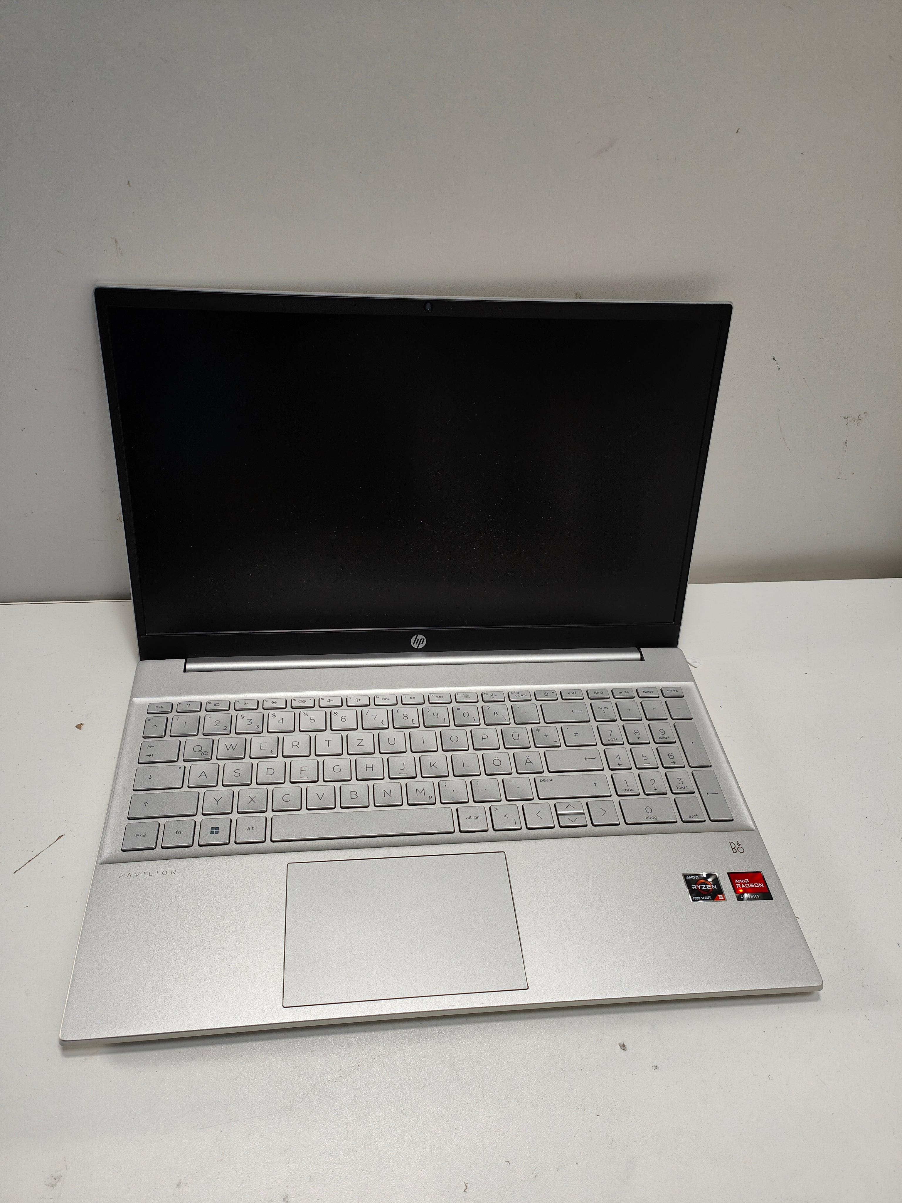 HP Pavilion 15-eh3056ng QWERTZ (DE)